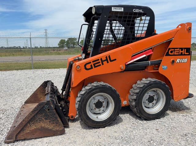 Image of Gehl R105 equipment image 1