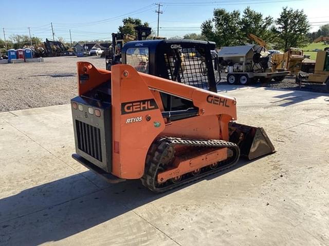 Image of Gehl RT105 equipment image 3