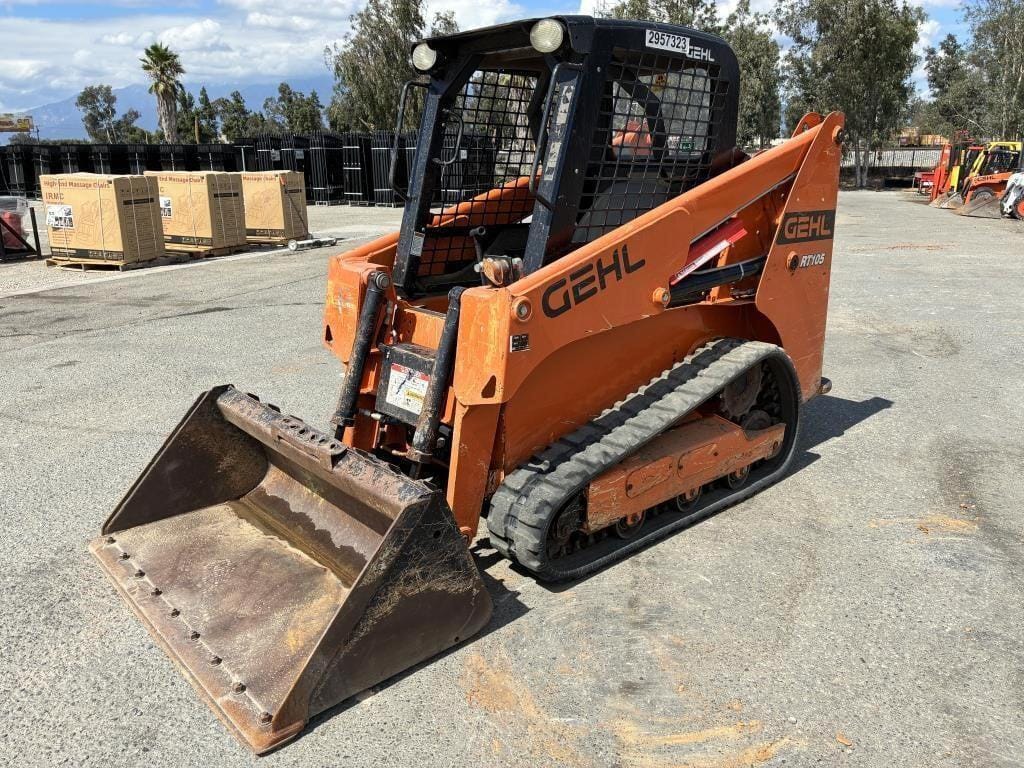 2020 Gehl RT105 Equipment Image0