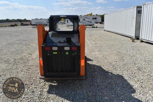 Image of Gehl RT105 equipment image 4