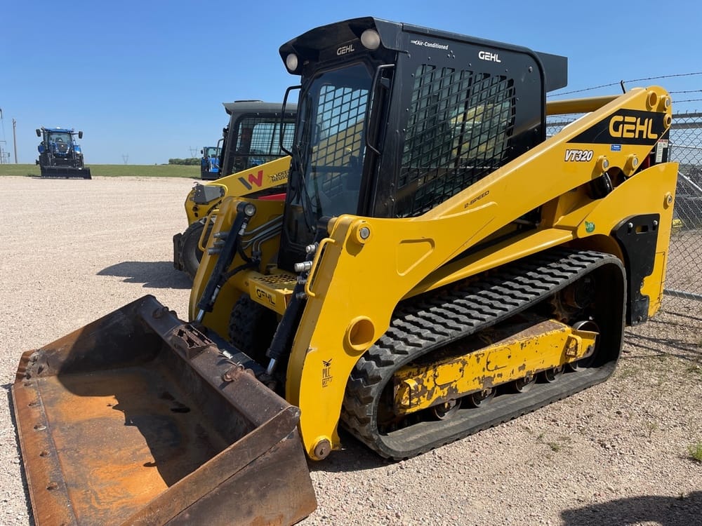 Main image Gehl VT320