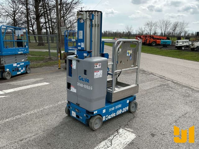 Image of Genie GR-20 equipment image 4