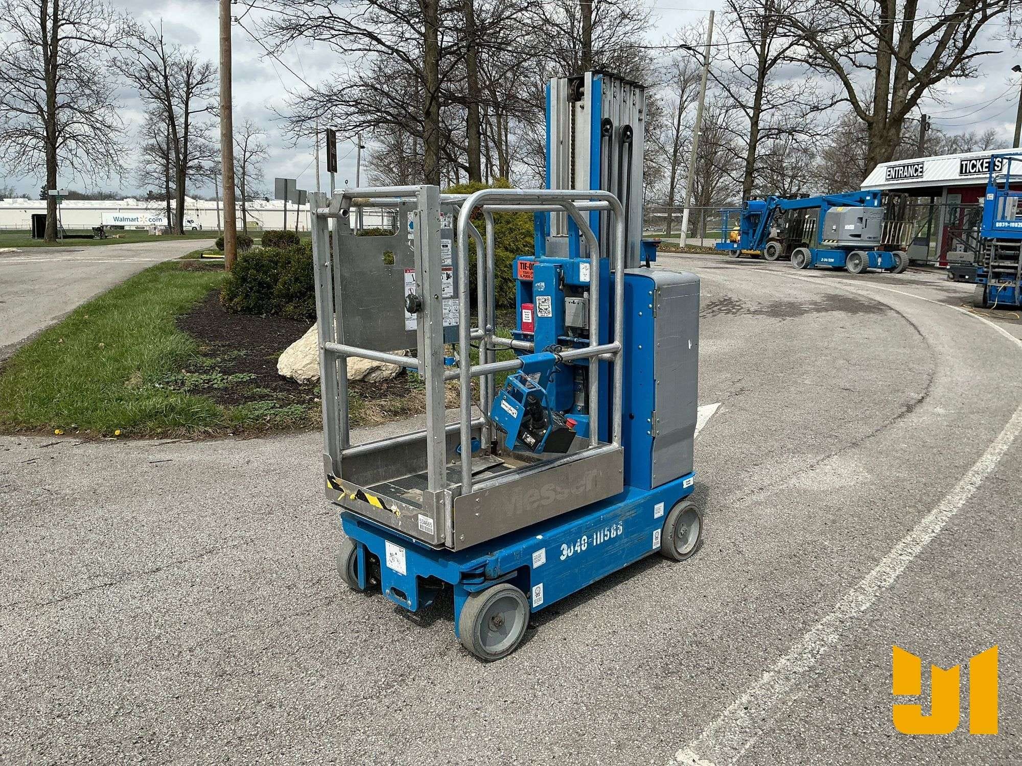 2020 Genie GR-20 Equipment Image0