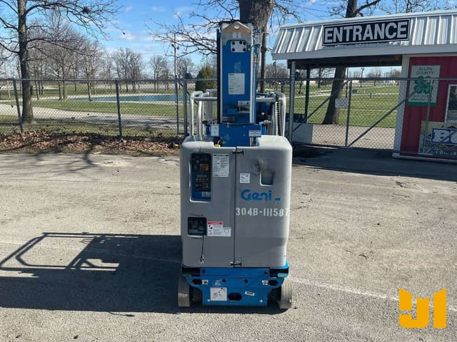 Image of Genie GR-20 equipment image 3