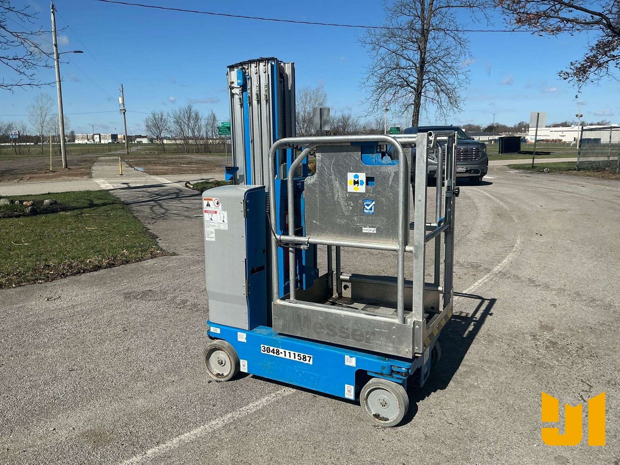 2020 Genie GR-20 Equipment Image0