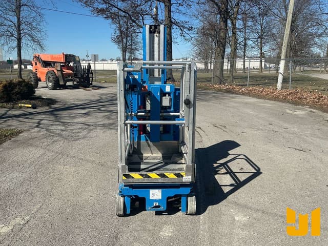 Image of Genie GR-20 equipment image 1