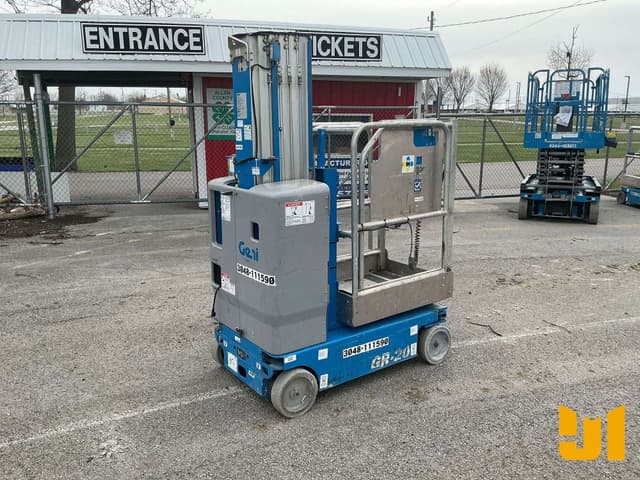 Image of Genie GR-20 equipment image 4