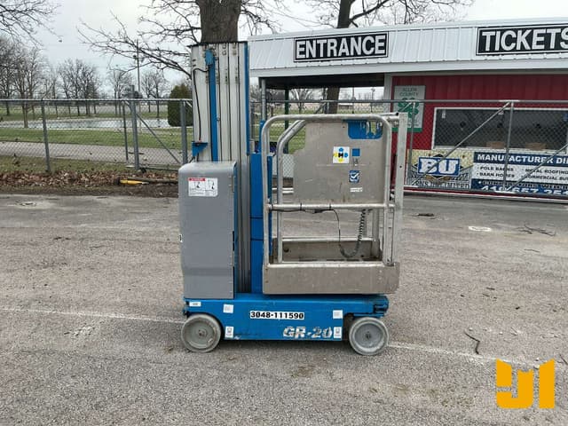 Image of Genie GR-20 equipment image 3