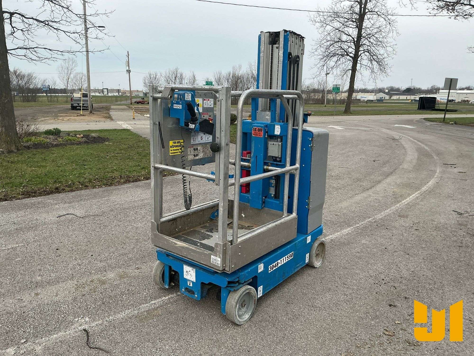 2020 Genie GR-20 Equipment Image0