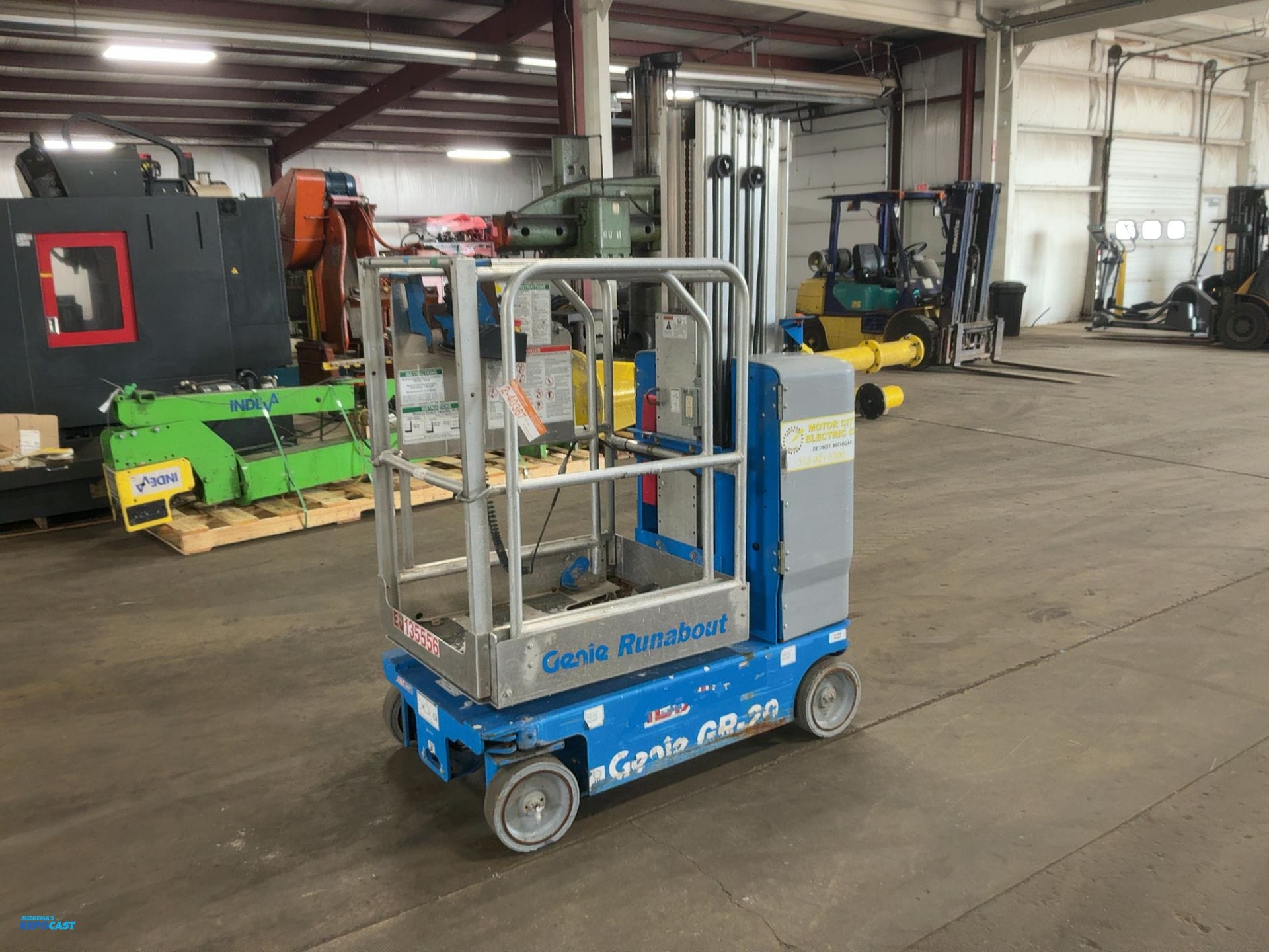 2020 Genie GR-20 Equipment Image0