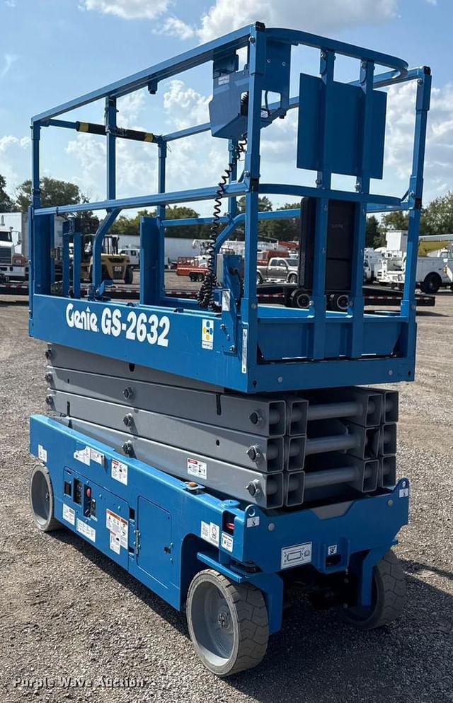 Image of Genie GS-2632 equipment image 2
