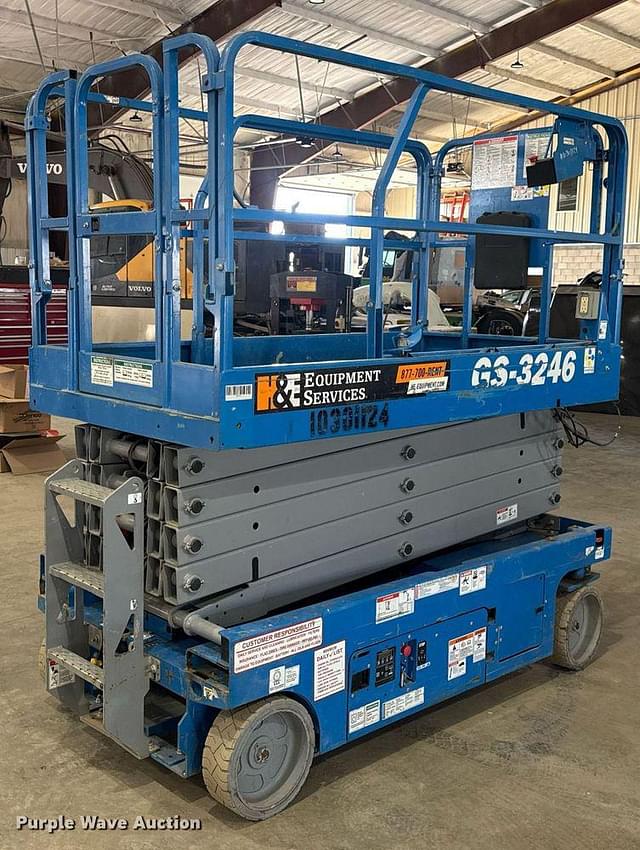 Image of Genie GS-3246 equipment image 4