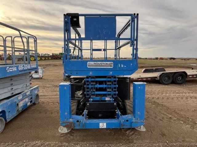 Image of Genie GS-3369RT equipment image 2