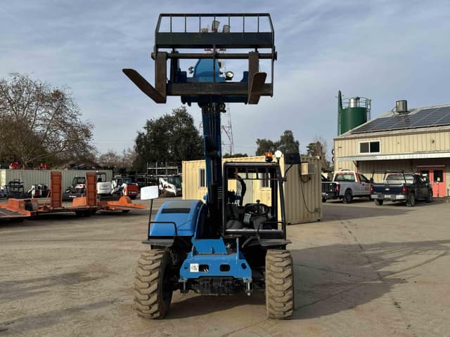 Image of Genie GTH-5519 equipment image 1