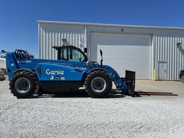 Image of Genie GTH1544 equipment image 2