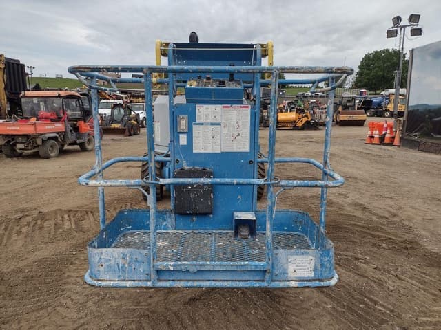 Image of Genie Z34/22 equipment image 3