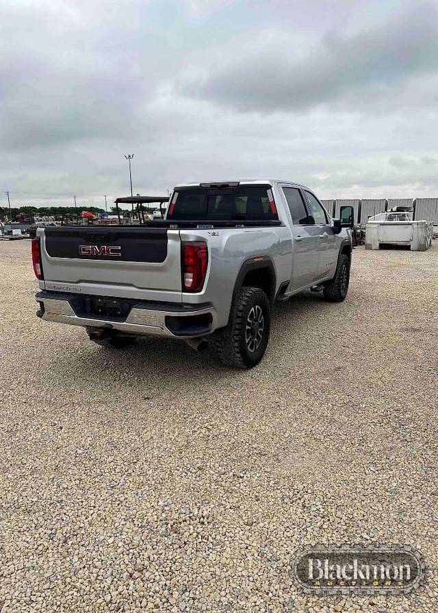 Image of GMC 2500 equipment image 2