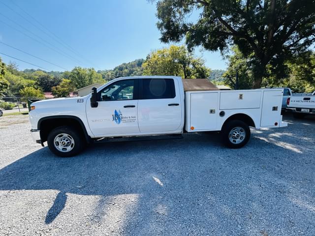 Image of GMC 2500HD equipment image 1