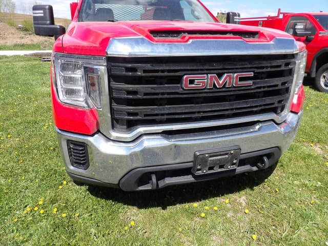 Image of GMC 2500HD equipment image 2