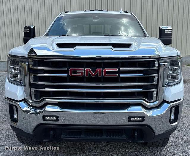 Image of GMC 2500HD equipment image 1