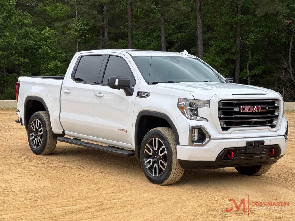 Image of GMC AT4 Primary image