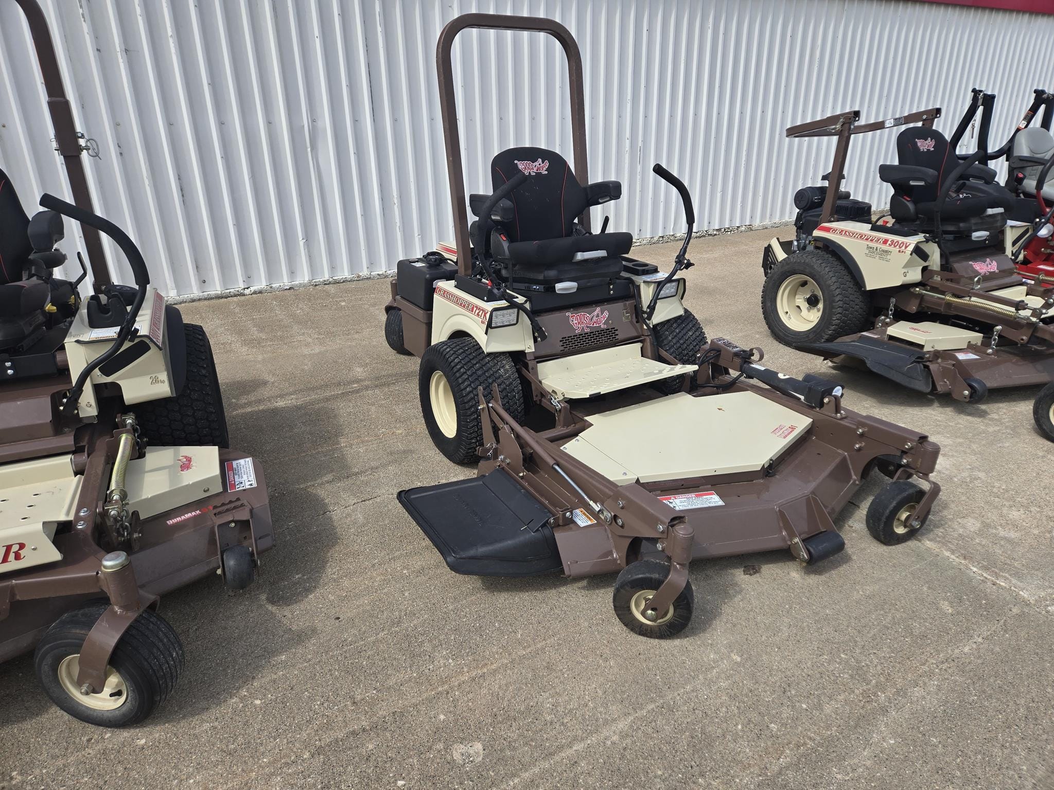 2020 Grasshopper 727K Equipment Image0