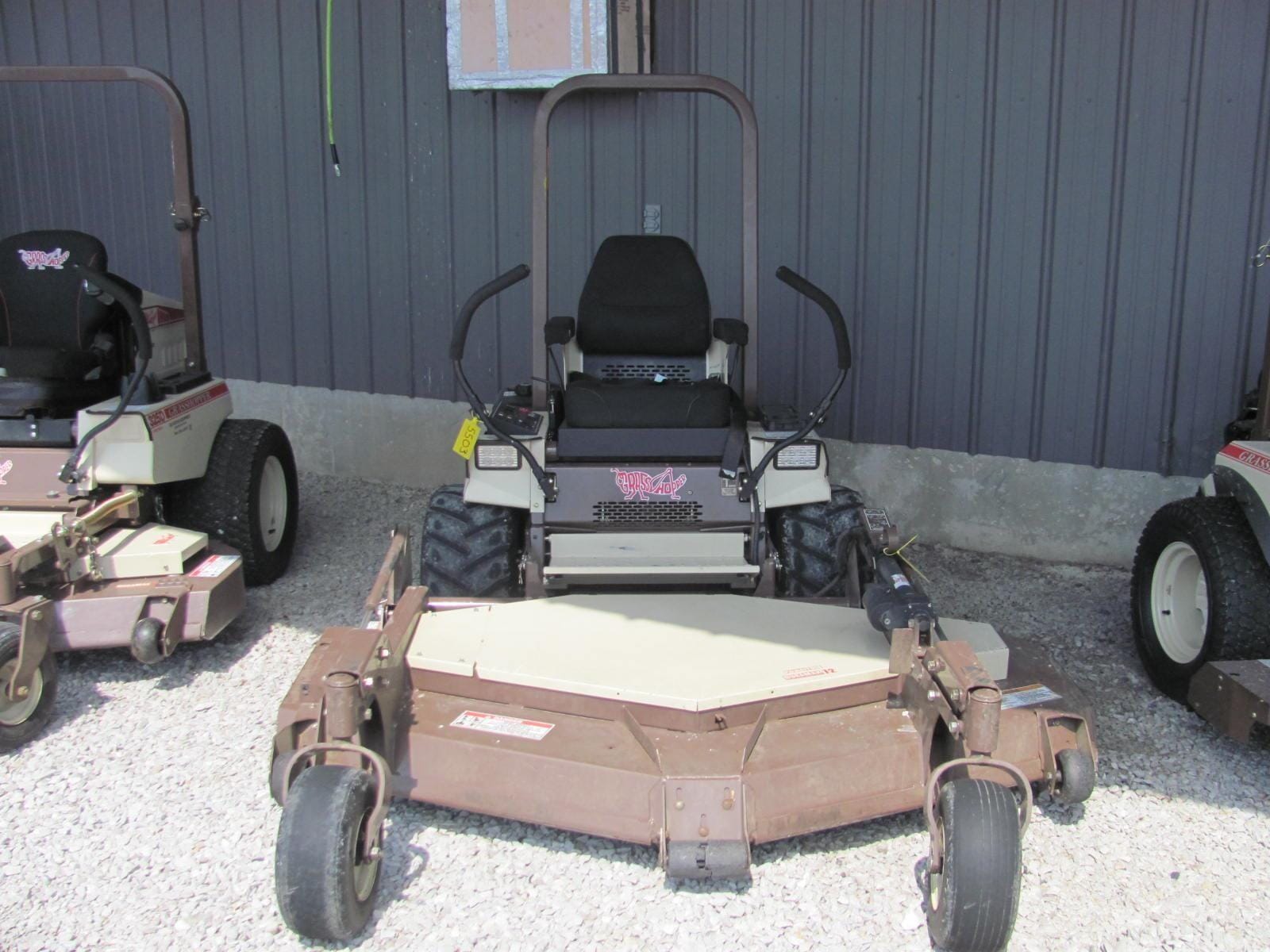 2020 Grasshopper 735BT6 Equipment Image0