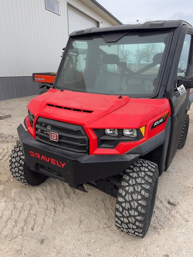 Image of Gravely Atlas JSV 3400SD equipment image 2
