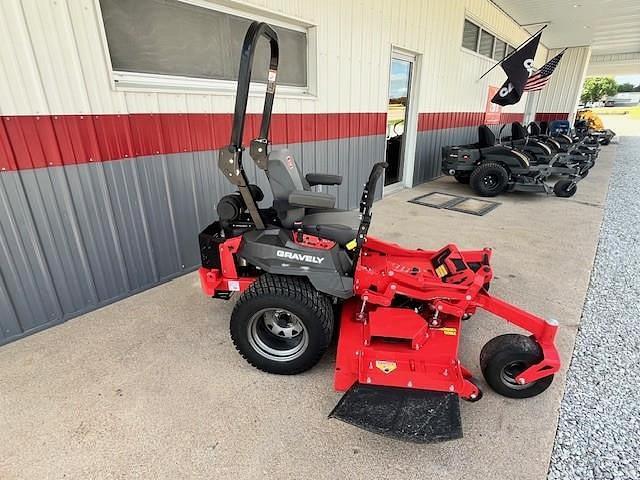 Image of Gravely Pro-Turn Z equipment image 3