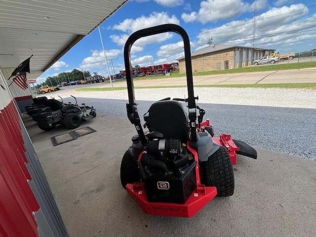 Image of Gravely Pro-Turn Z equipment image 4