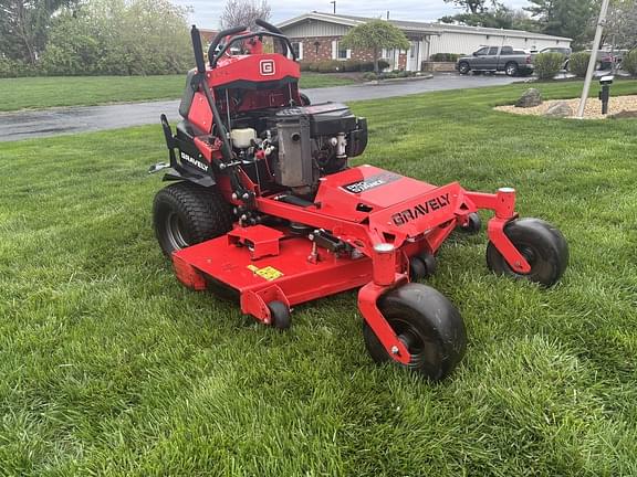Image of Gravely Pro-Stance 60 equipment image 2