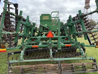 Image of Great Plains 1800TM equipment image 1