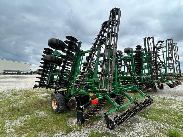 Image of Great Plains 2400TM equipment image 3
