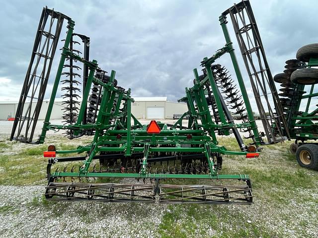 Image of Great Plains 2400TM equipment image 2