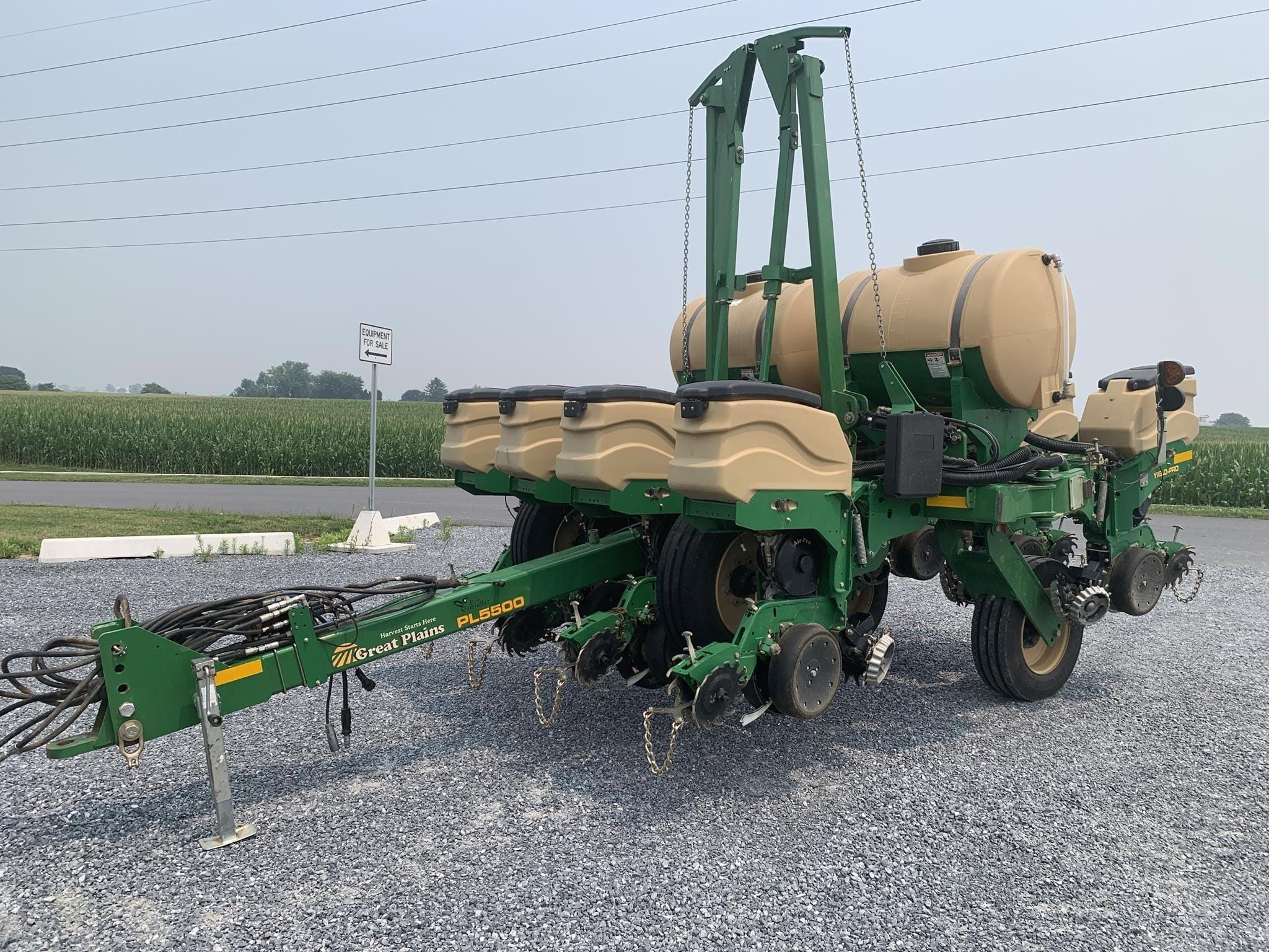 2020 Great Plains PL5500 Equipment Image0