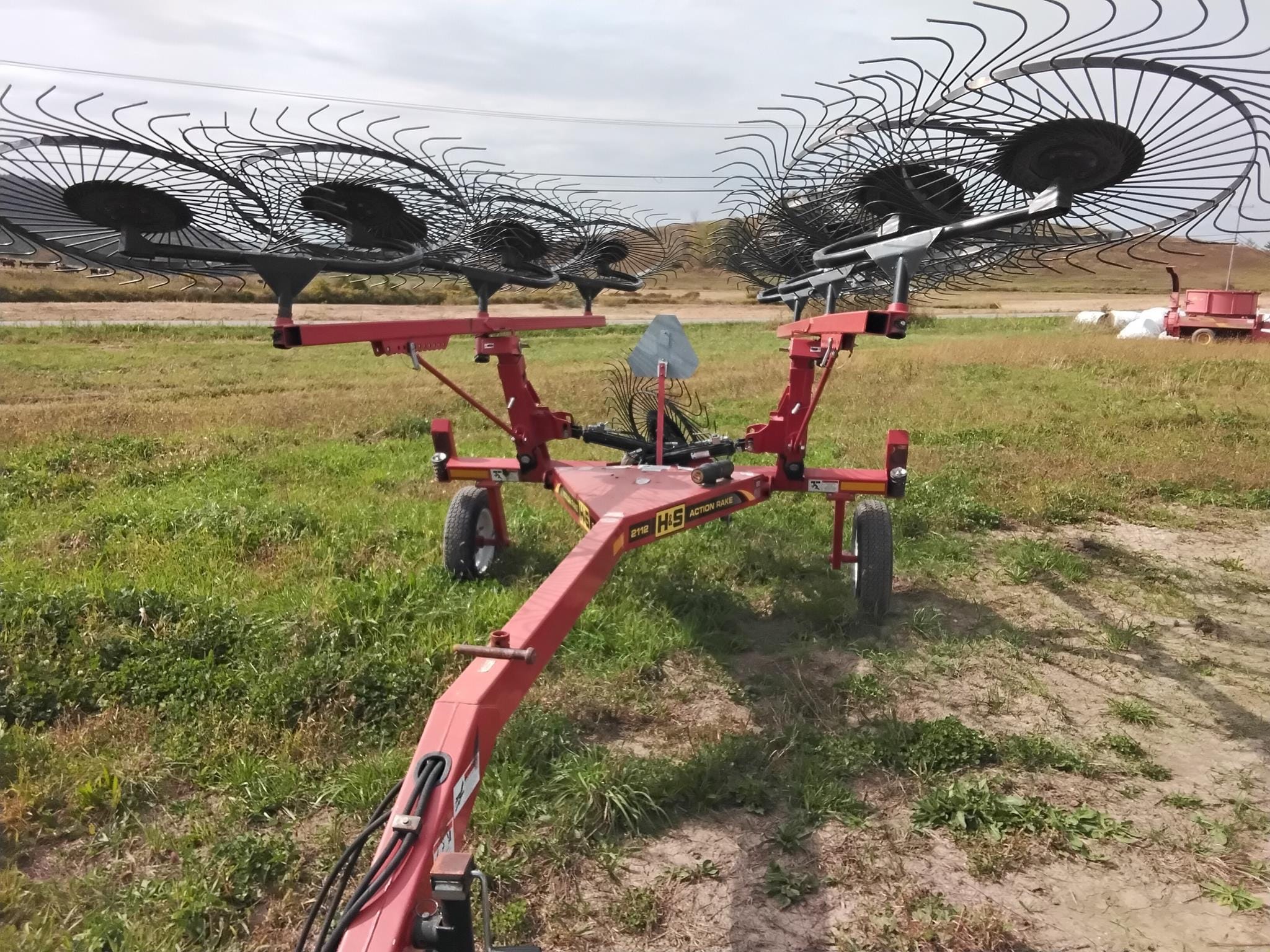 2020 H&S AR2112 Equipment Image0