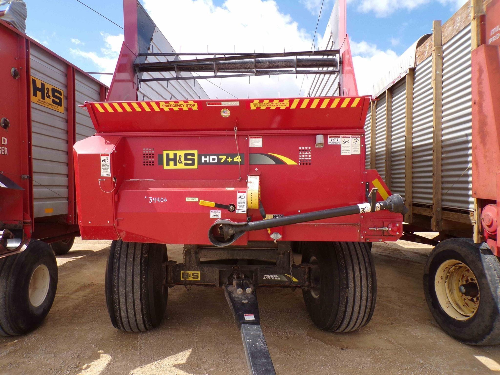 2020 H&S HD7+4 Equipment Image0