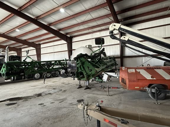 Image of Hagie LS475 equipment image 2