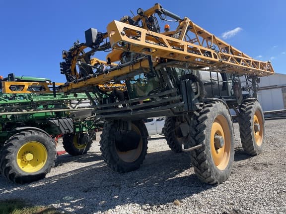 Image of Hagie STS12 equipment image 4