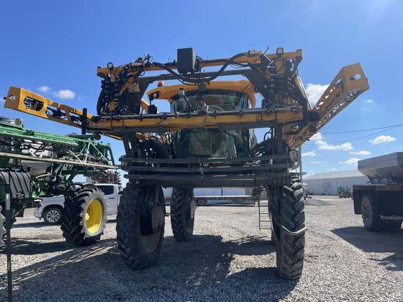 Image of Hagie STS12 equipment image 3