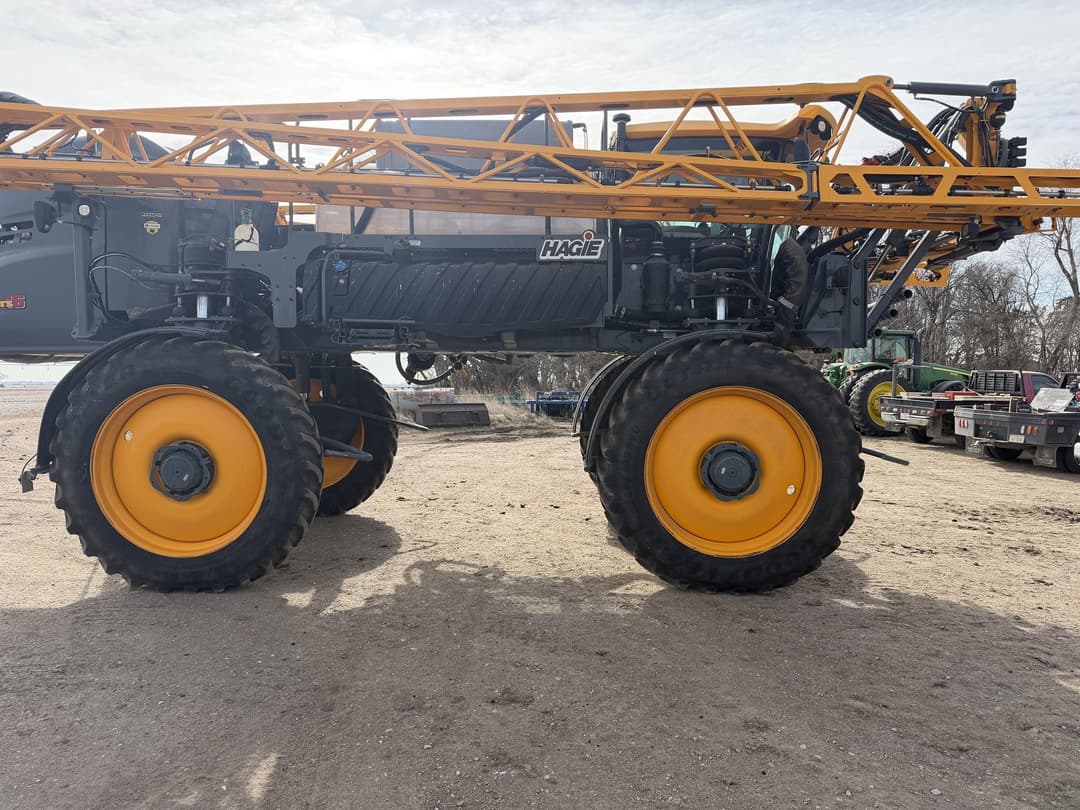 Image of Hagie STS16 Primary image