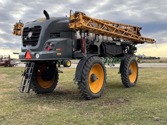 Image of Hagie STS16 equipment image 3