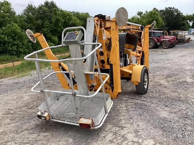 Image of Haulotte 4527A equipment image 3