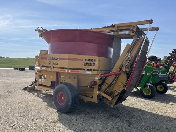 Image of Haybuster H-1130 equipment image 4