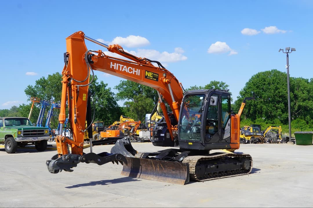 Image of Hitachi ZX135US-6 Primary image