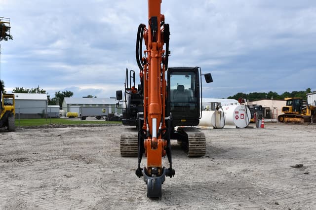 Image of Hitachi ZX135US-6 equipment image 3