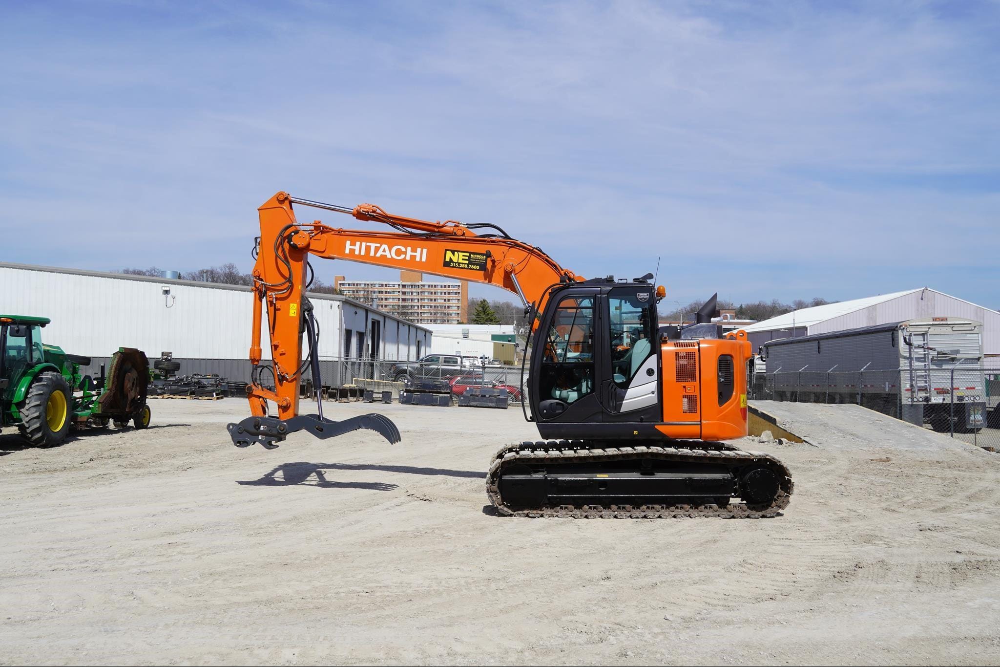 2020 Hitachi ZX135US Equipment Image0