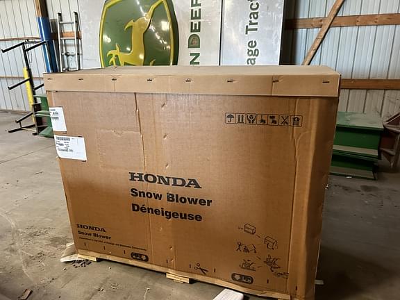 Image of Honda HSS724A equipment image 2