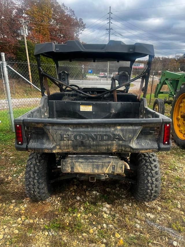 Image of Honda Pioneer 1000 equipment image 1