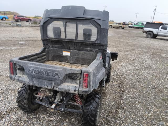 Image of Honda Pioneer 700 equipment image 4